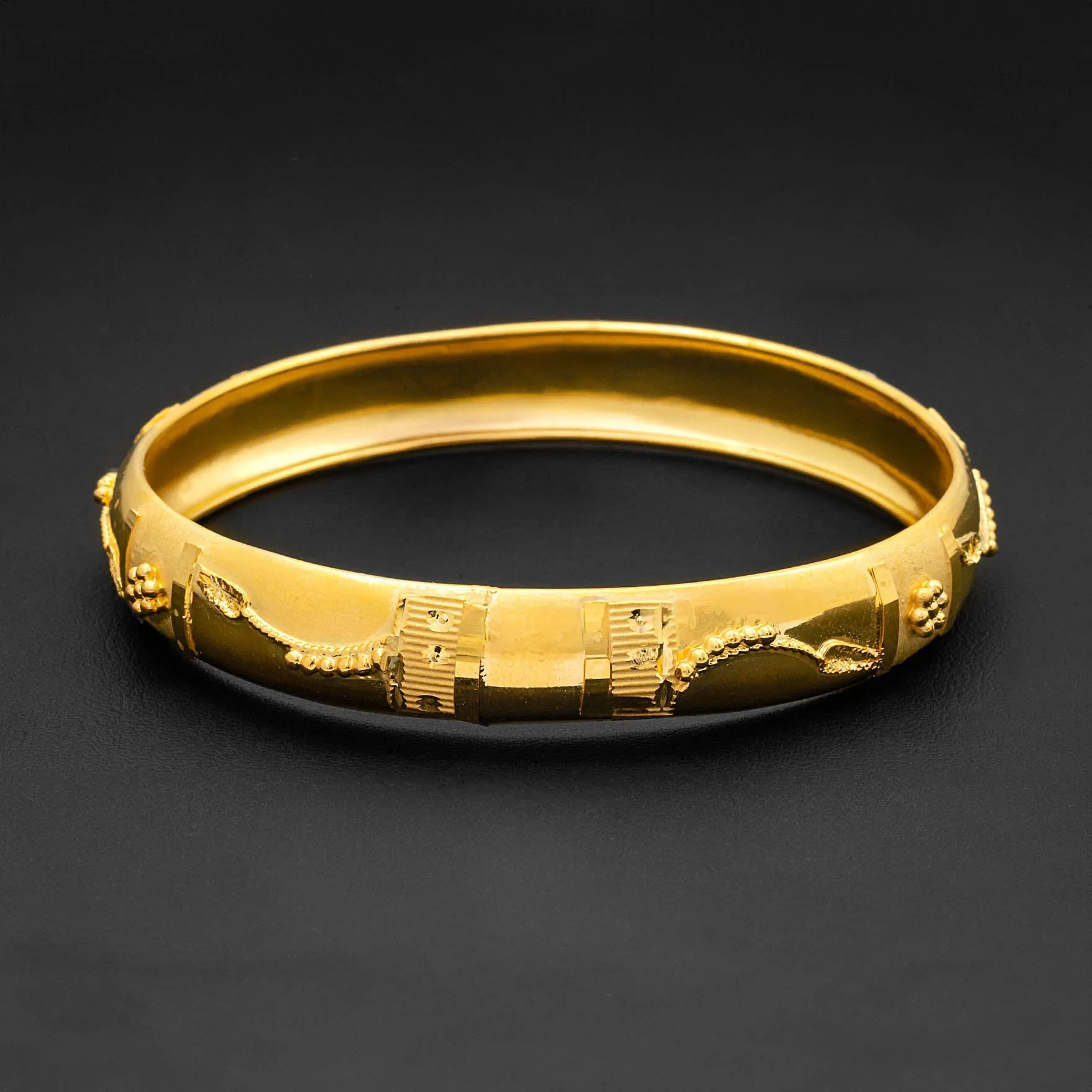 24ct Heavy Gold Plated Boho Style Bangle  PGB75-022