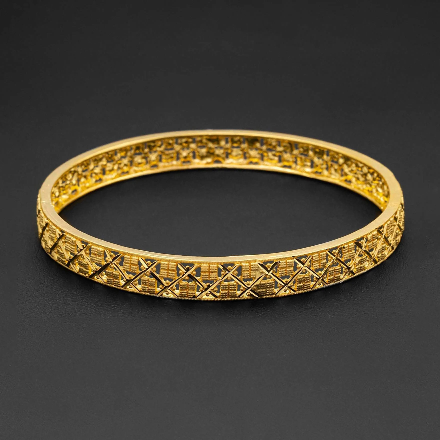 24ct Heavy Gold Plated Boho Style Bangle PGB77-022
