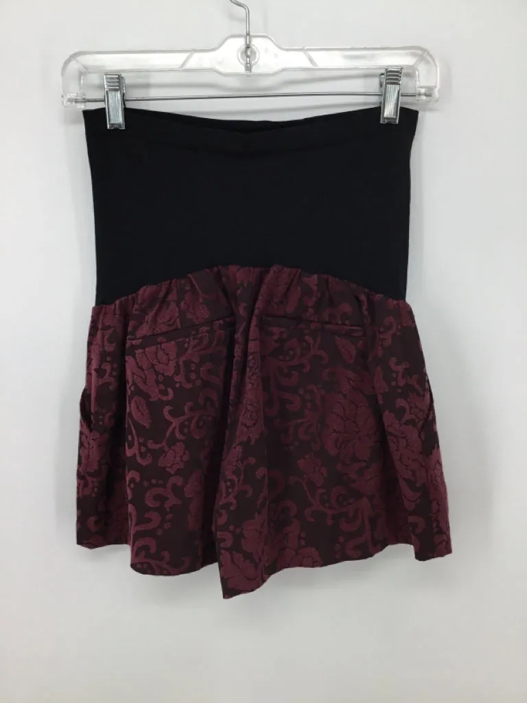 A Pea In The Pod Size S Poly Blend Shorts