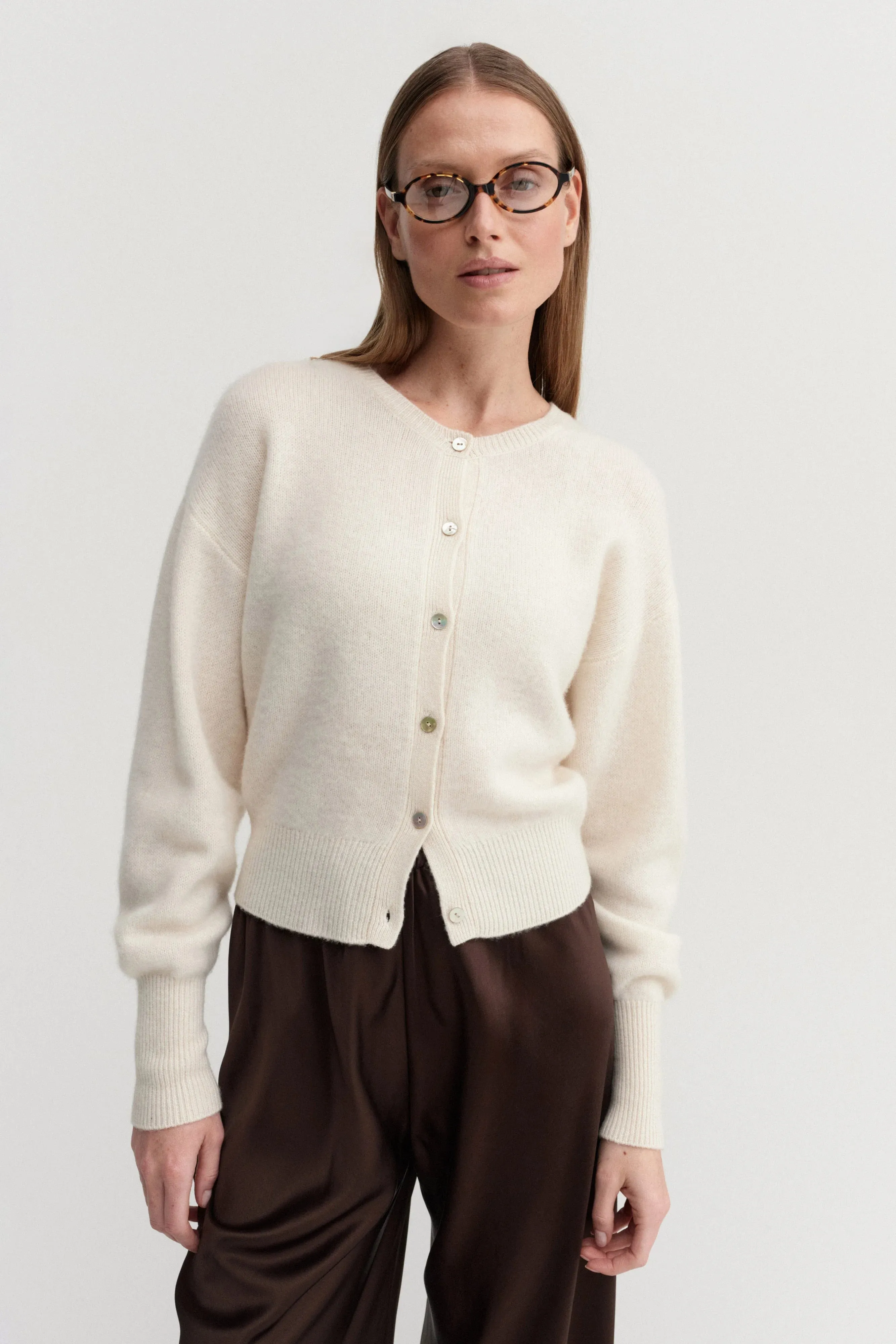 Almada Coco Cardigan in Cream