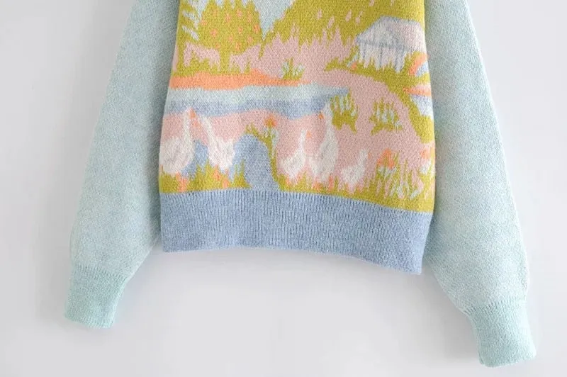 ANIMAL JACQUARD KNITTED SWEATER