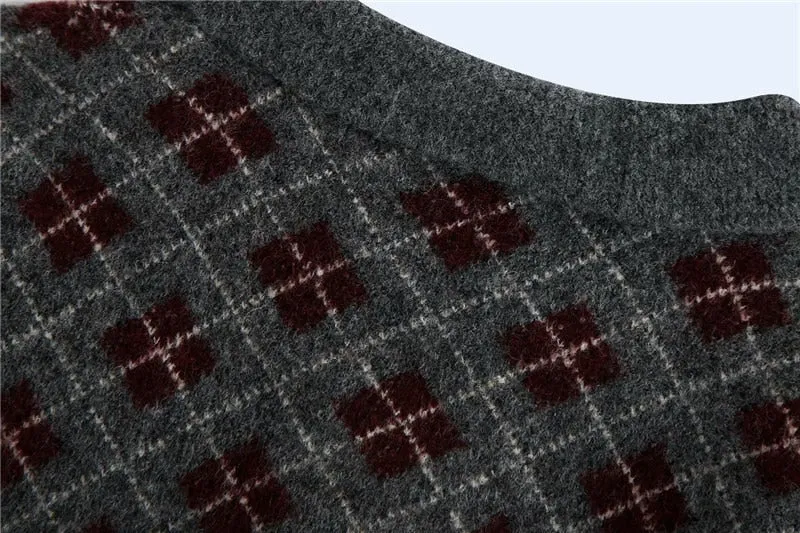 ARGYLE CROPPED KNITTED SWEATER