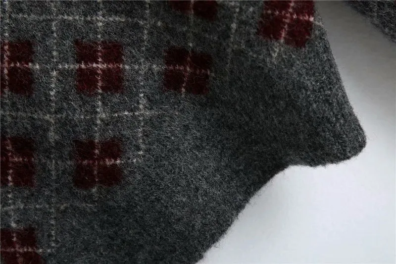 ARGYLE CROPPED KNITTED SWEATER