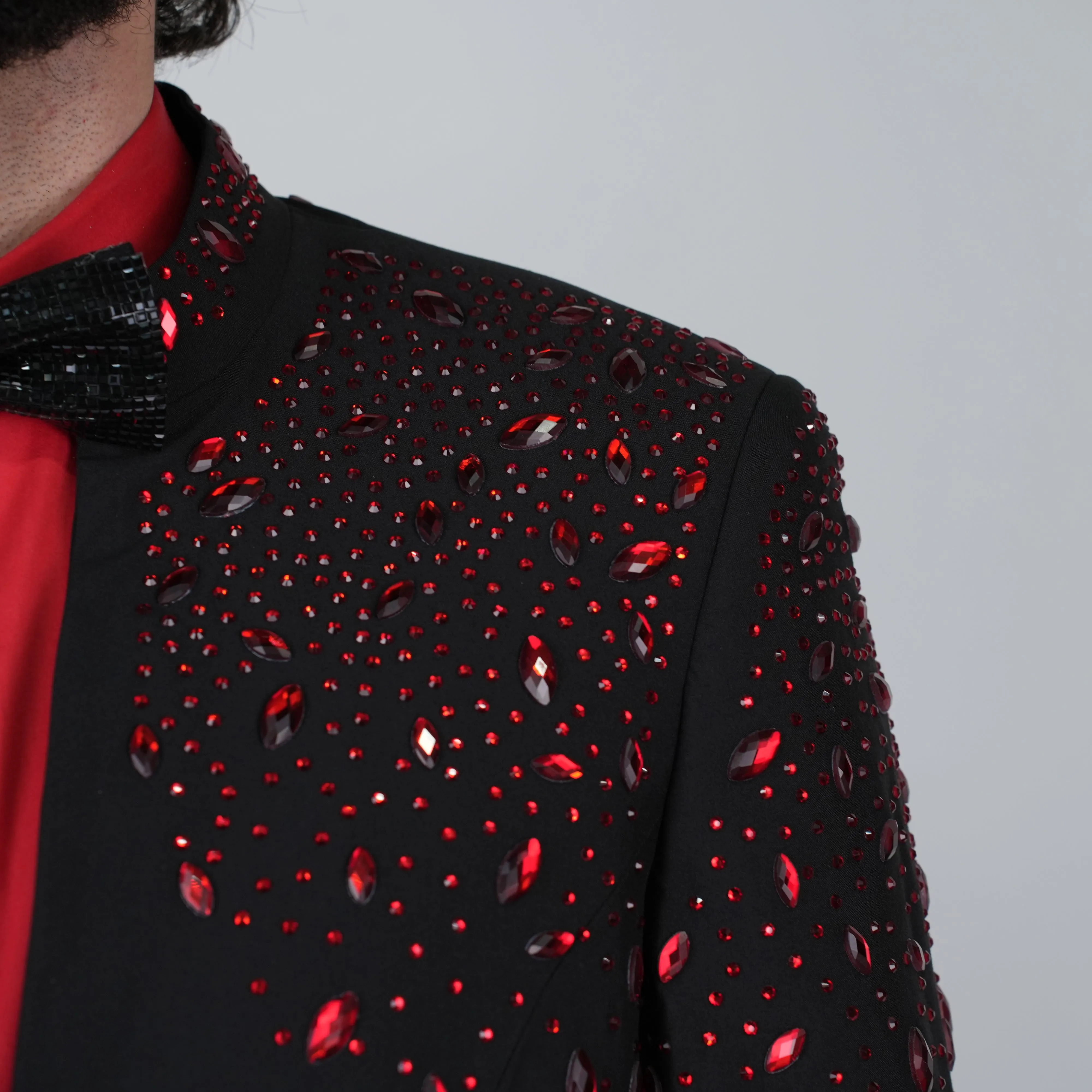 Black/Red Avanti Milano Mandarin Collar Bejeweled Dinner Jacket