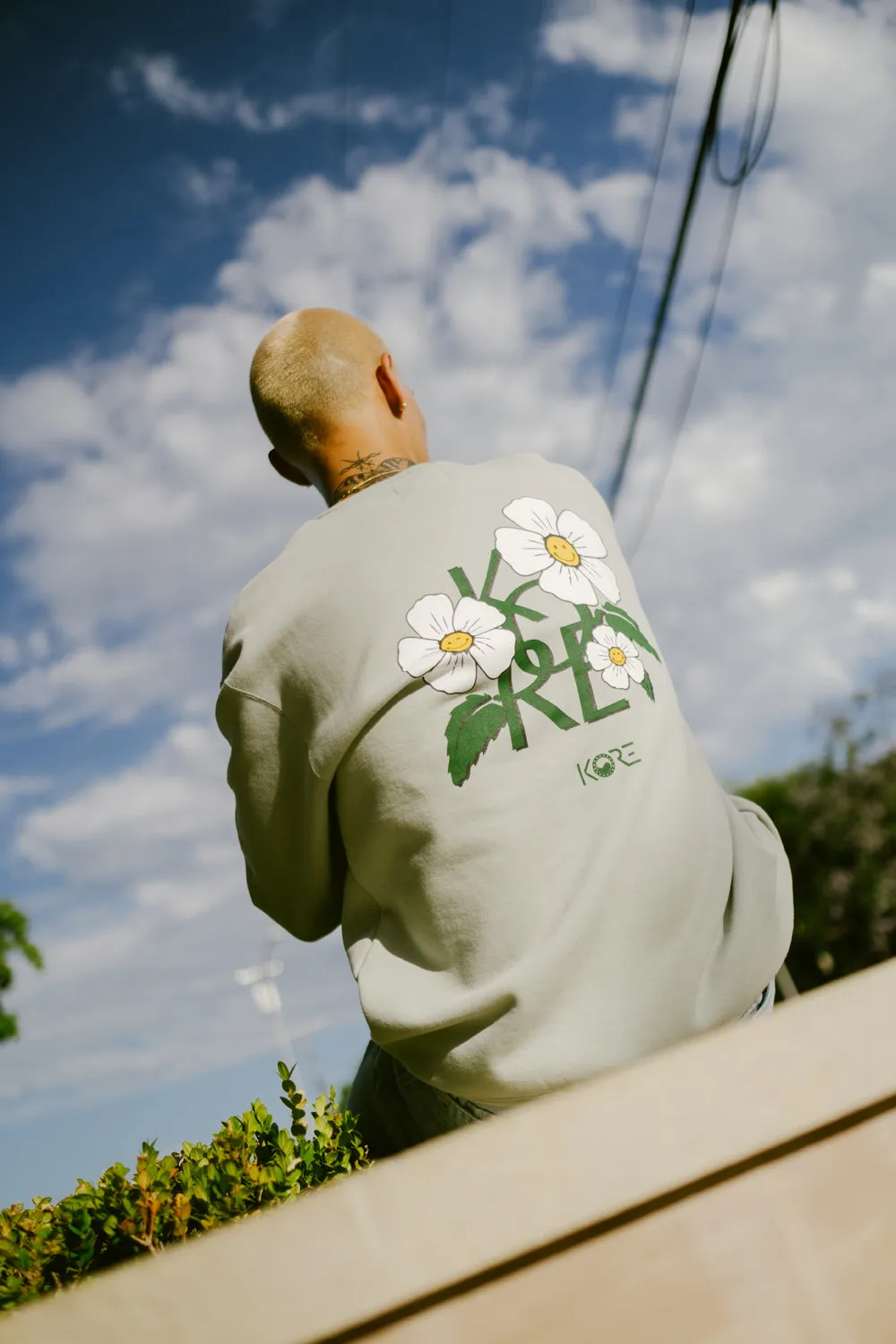 BLOOM CREWNECK (SAGE)