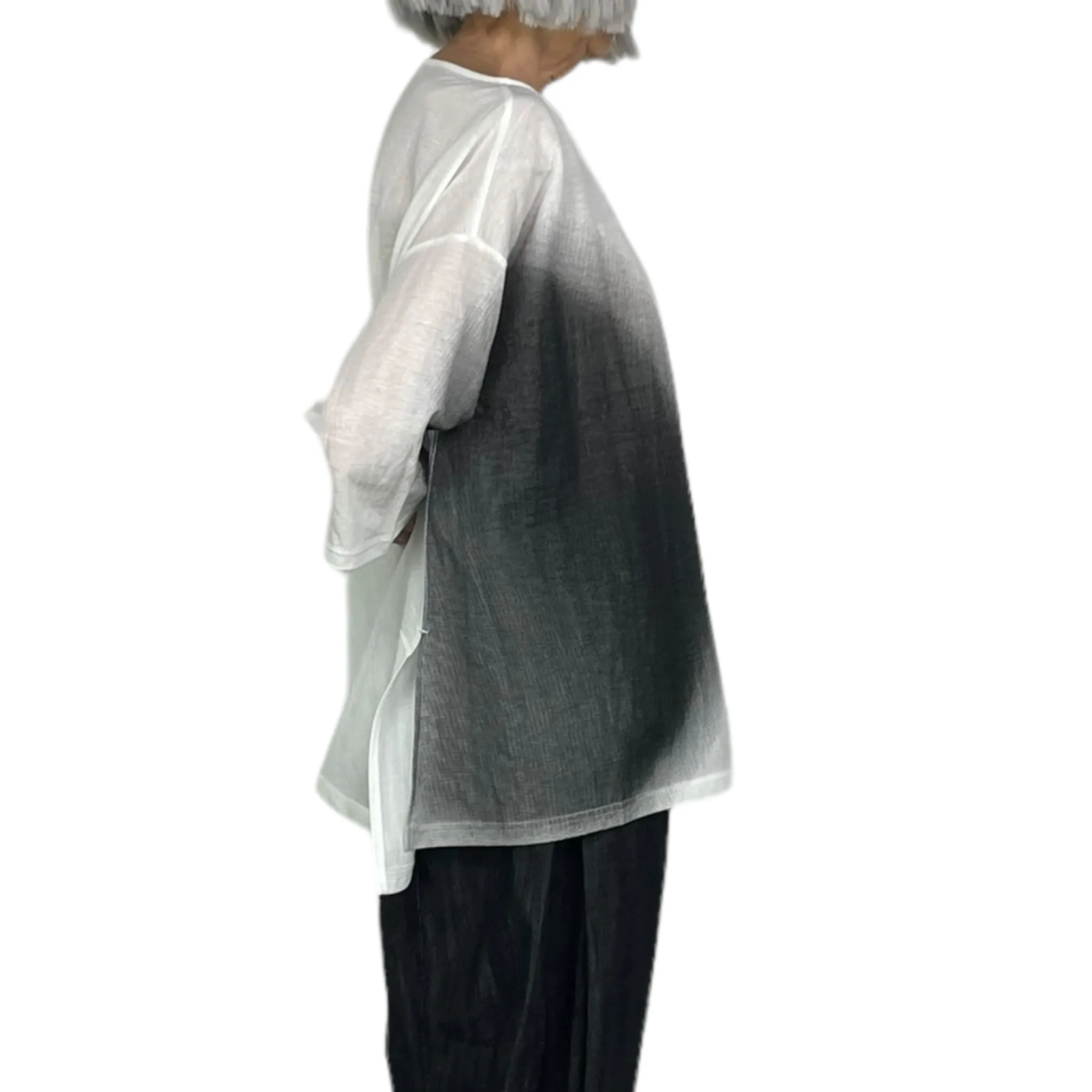 CIRCLE SHADE PRINT A-LINE TOP