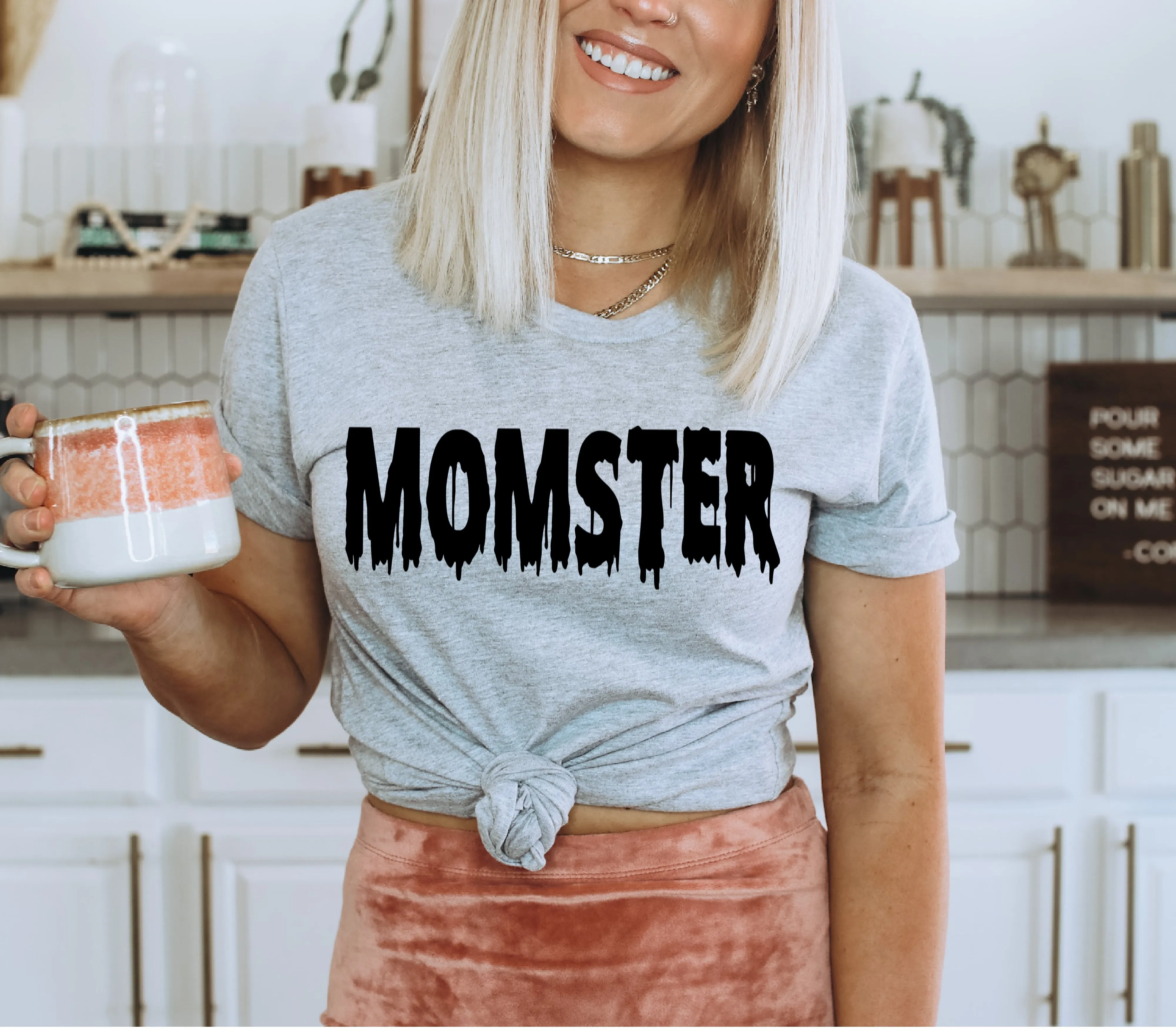 MOMSTER Shirt