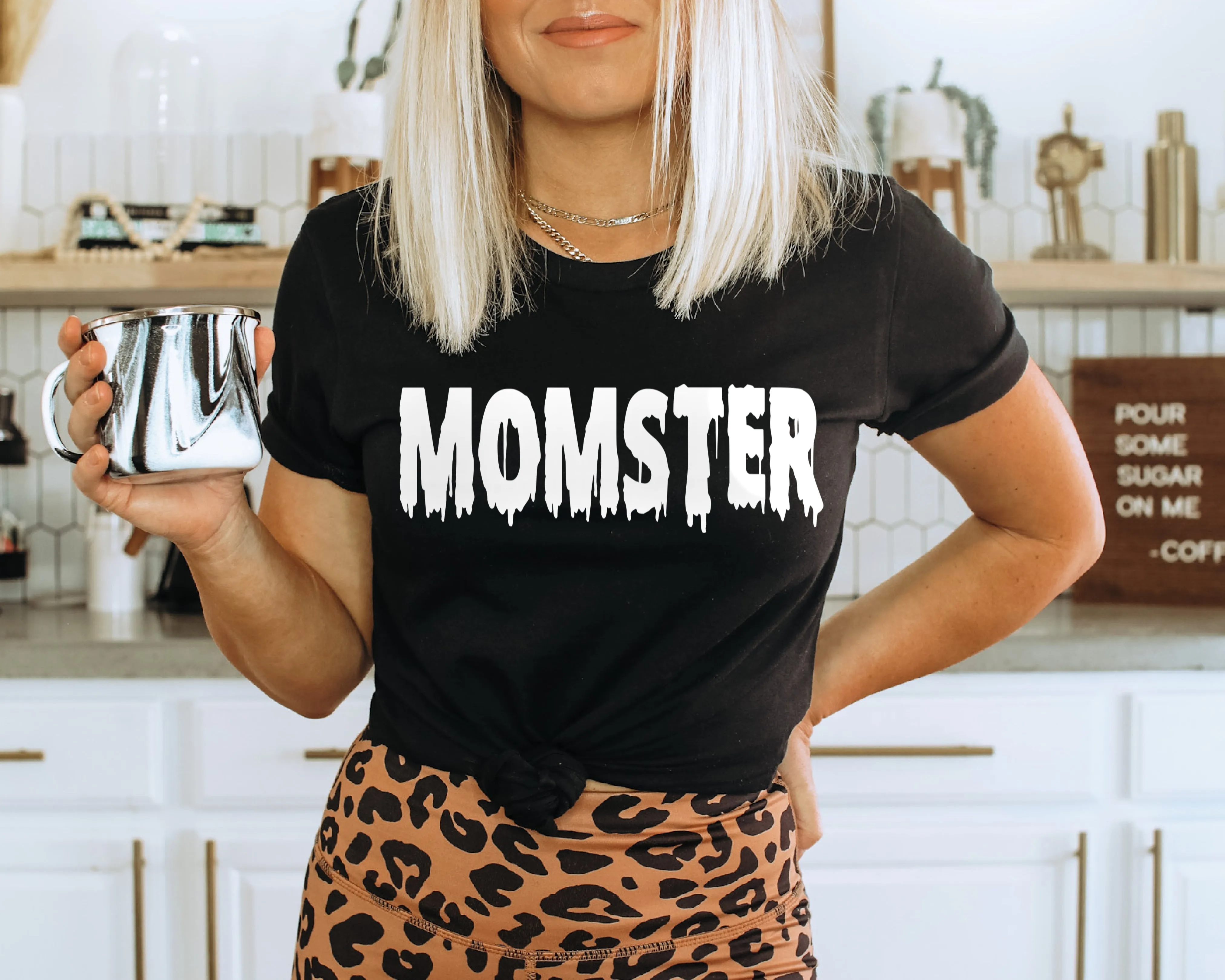 MOMSTER Shirt